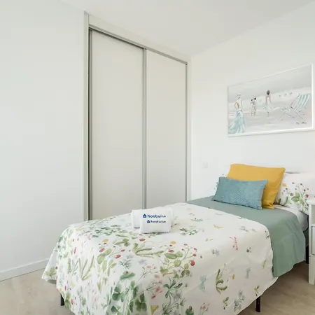 Host Wise - Peaceful Sunny Flat - Ace Location Apartment *